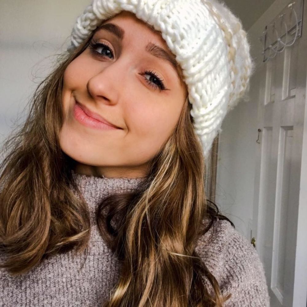 Meet your Posher, Julia